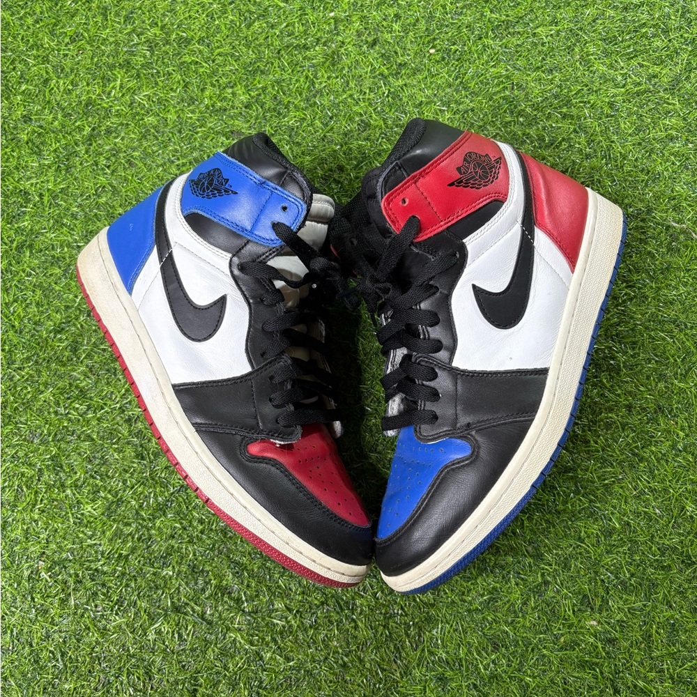 Nike Men's Jordan 1 top 3